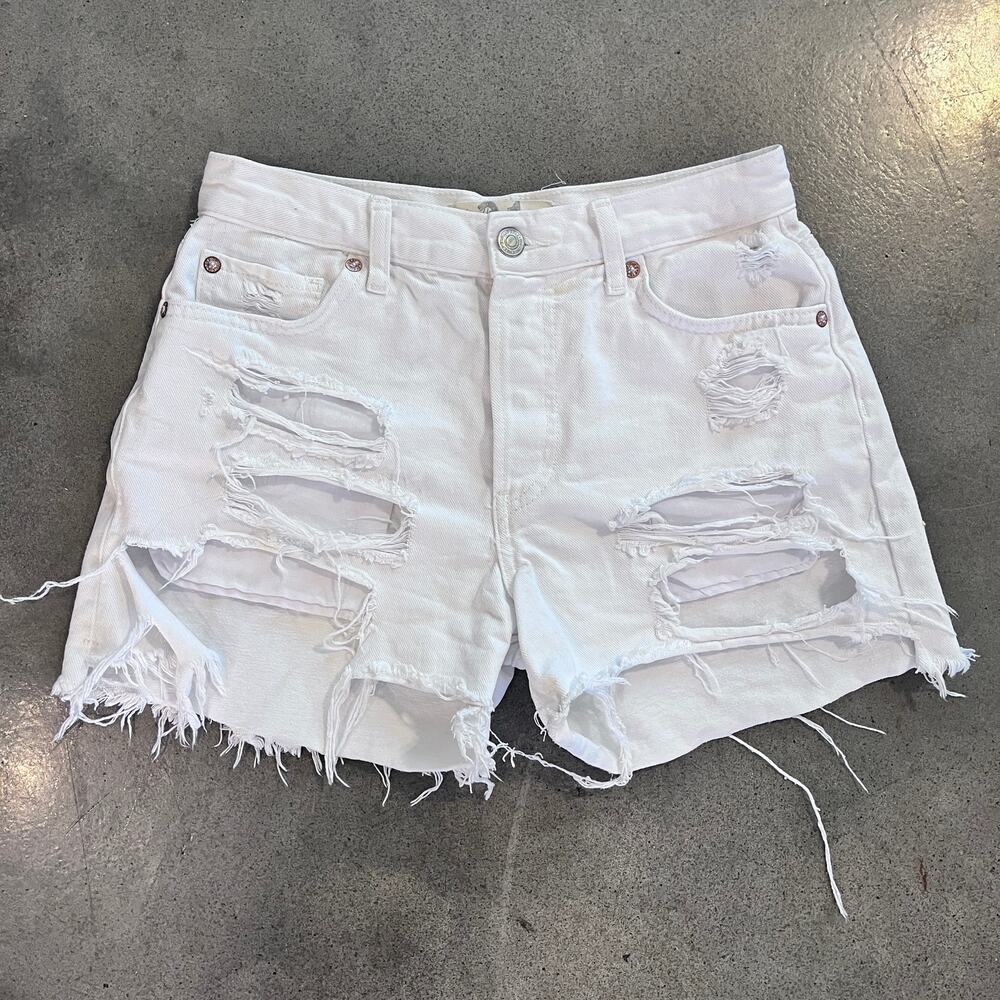 We the Free People White Denim jean distressed cut off shorts womens size 24